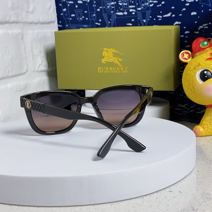 BURBERRY 26S SQUARE FRAME IN ACETATE 426334
