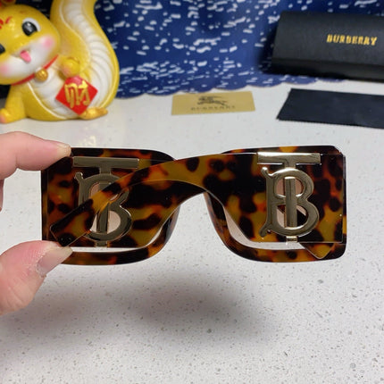 BURBERRY 26S SQUARE FRAME IN ACETATE 430894