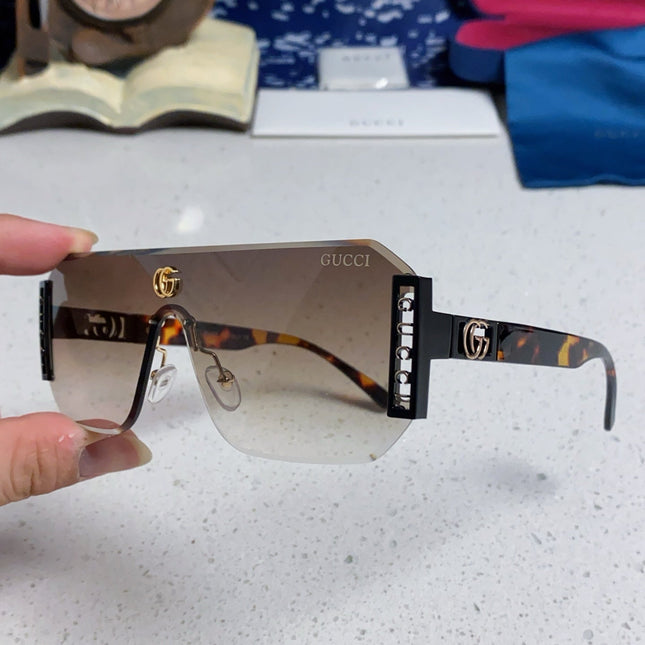 GUCCI 26S OVERSIZED SOLID FRAME IN ACETATE 420473