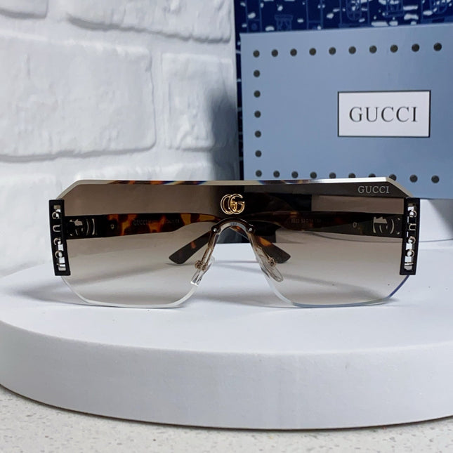 GUCCI 26S OVERSIZED SOLID FRAME IN ACETATE 420473