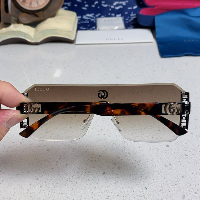 GUCCI 26S OVERSIZED SOLID FRAME IN ACETATE 420473