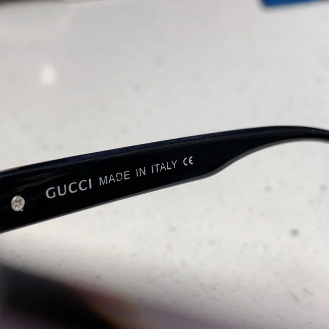 GUCCI 26S OVERSIZED SOLID FRAME IN ACETATE 420474