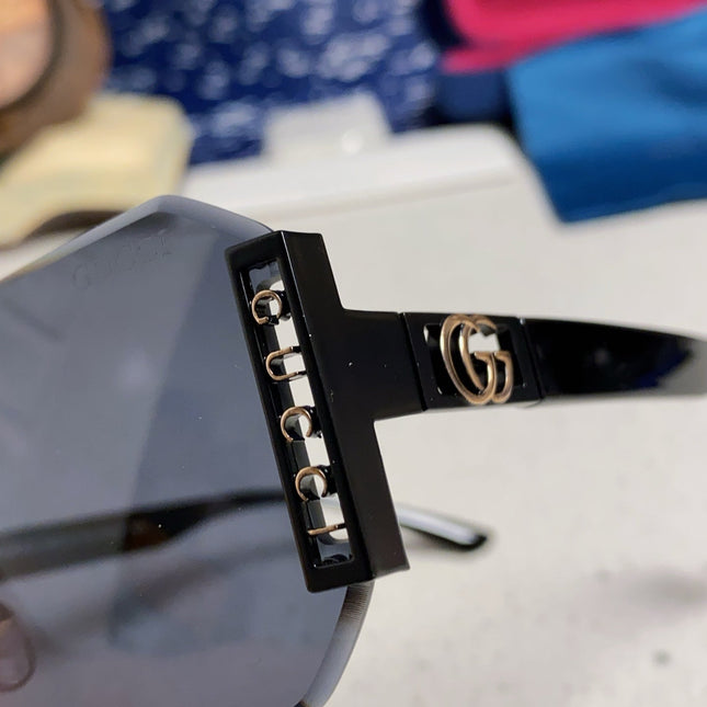 GUCCI 26S OVERSIZED SOLID FRAME IN ACETATE 420476