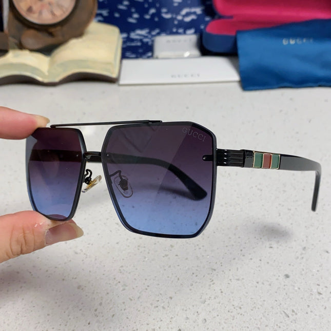 GUCCI 26S SQUARE FRAME IN METAL 420477