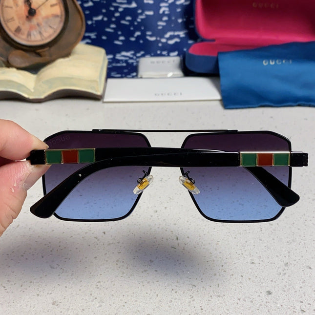 GUCCI 26S SQUARE FRAME IN METAL 420477