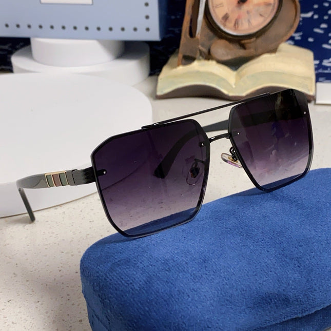GUCCI 26S SQUARE FRAME IN METAL 420478