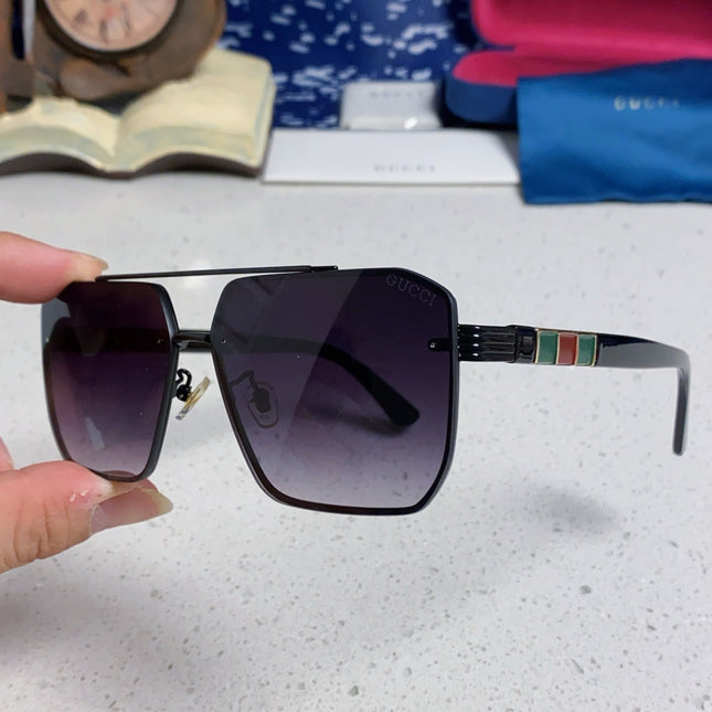 GUCCI 26S SQUARE FRAME IN METAL 420478