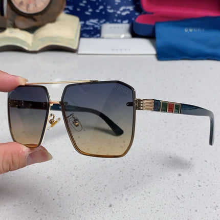 GUCCI 26S SQUARE FRAME IN METAL 420479