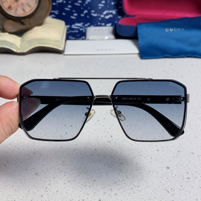 GUCCI 26S SQUARE FRAME IN METAL 420480