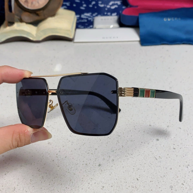 GUCCI 26S SQUARE FRAME IN METAL 420482