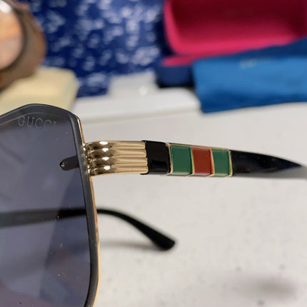 GUCCI 26S SQUARE FRAME IN METAL 420482