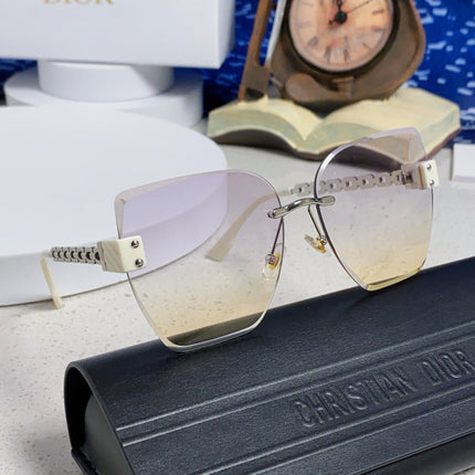 DIOR 26S SQUARE FRAME IN METAL 502860