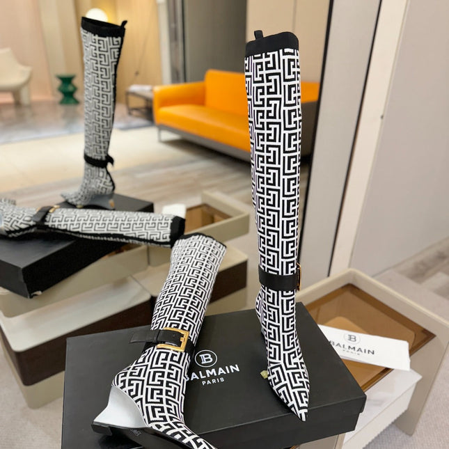 BALMAIN 26S HIGH-TOP BOOTS 75 MM IN BLACK AND WHITE FLYKNIT
