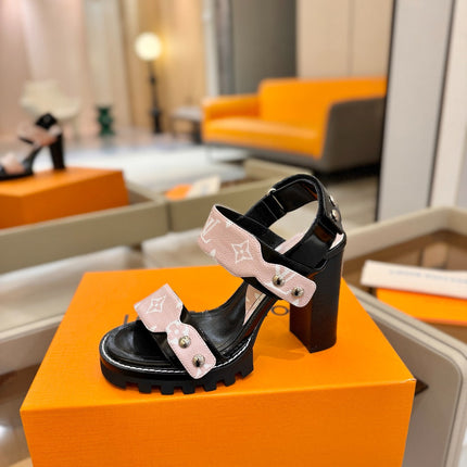 LV 26S HIGH HEEL SANDALS 100 MM IN LIGHT PINK AND BLACK CALFSKIN