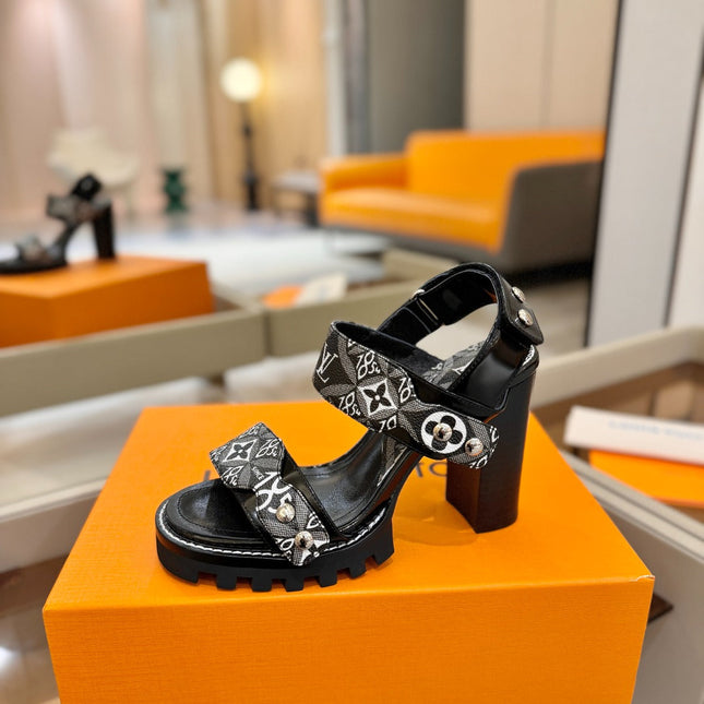 LV 26S HIGH HEEL SANDALS 100 MM IN WHITE MIX BLACK CALFSKIN WITH FLORAL PATTERNS