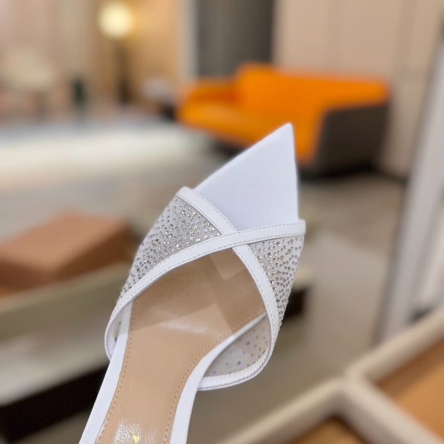 GIANVITO ROSSI 26S POINTED TOE HIGH HEELS 85 MM IN WHITE LAMBSKIN WITH RHINESTONE STRAP