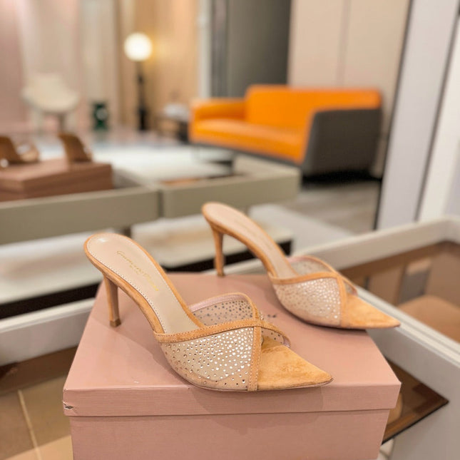GIANVITO ROSSI 26S POINTED TOE HIGH HEELS 85 MM IN LIGHT ORANGE SUEDE WITH RHINESTONE STRAP