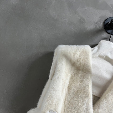 MIUMIU FUR VEST STYLE 685