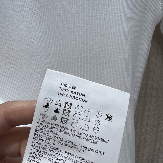PRADA 26S SHORT-SLEEVE T-SHIRT 1048