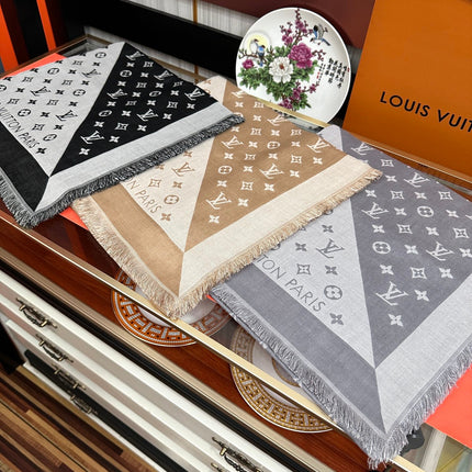 MONOGRAM 140 CM SQUARE SCARF IN BLACK MIX WHITE CASHMERE 391107