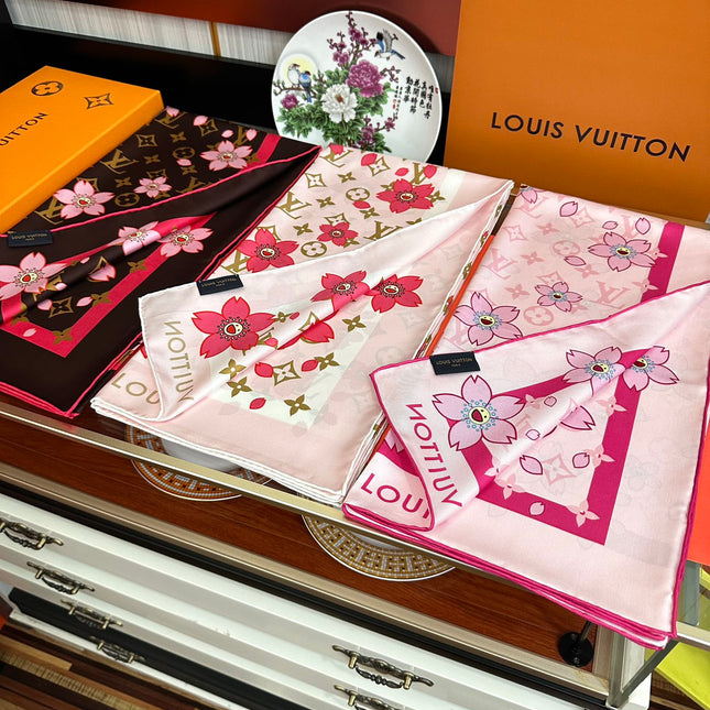 LV SCARF 90 CM IN SILK 723121