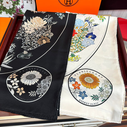 HERMES 25S SCARF 90 IN SILK 735732