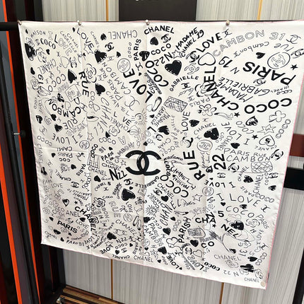 CHANEL 25S SCARF 90 IN SILK 738421