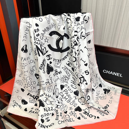 CHANEL 26S SCARF 90 IN SILK 311895