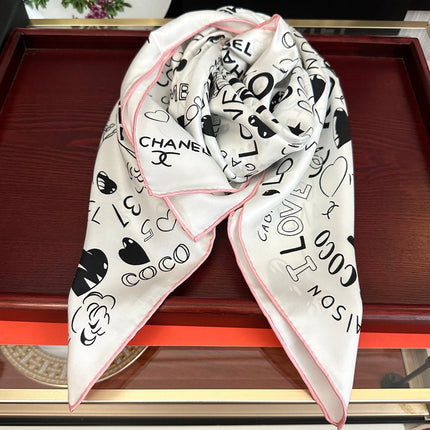 CHANEL 26S SCARF 90 IN SILK 311895