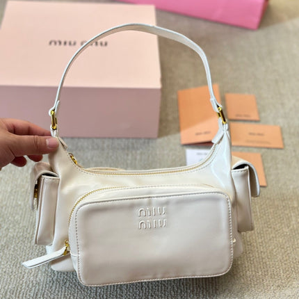 PUCKET BAG 27 IN WHITE CALFSKIN