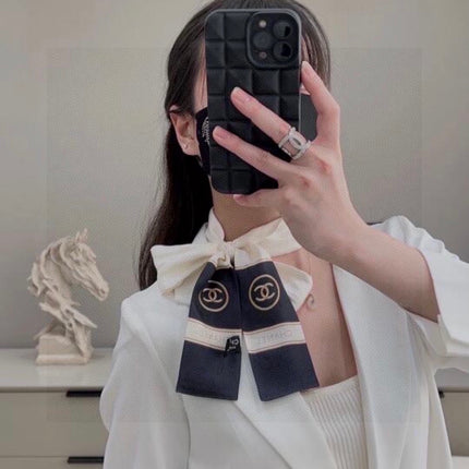 CHANEL 26S TWILLY SCARF IN SILK 424006