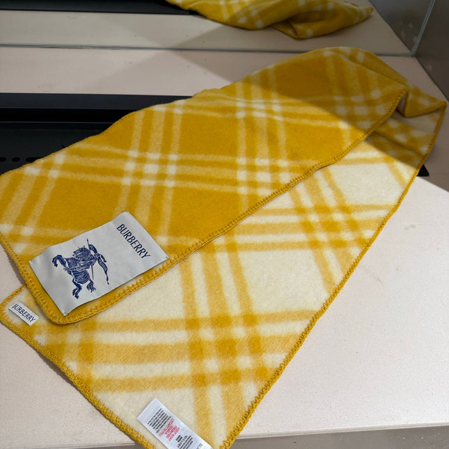 BURBERRY 26S SCARF 180CM IN CASHMERE 307284