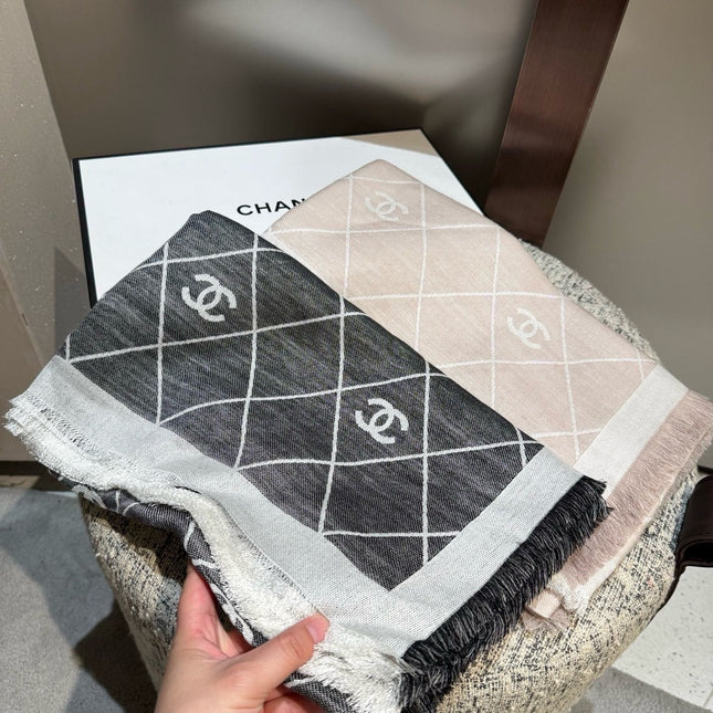 CHANEL 26S SCARF 140 IN WOOL AND SILK 309961