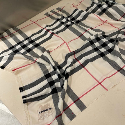 BURBERRY 26S SCARF 200CM IN CASHMERE 215173