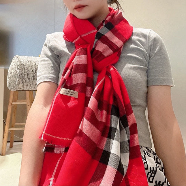 BURBERRY 26S SCARF 200CM IN CASHMERE 215175