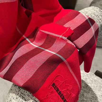 BURBERRY 26S SCARF 200CM IN CASHMERE 215175