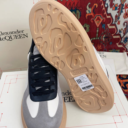 OVERSIZED RETRO SNEAKER IN WHITE BLACK GREY CALFSKIN