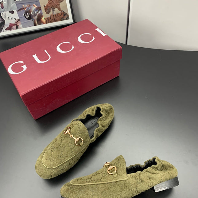 GUCCI 26S LOAFERS IN MOSS GREEN SUEDE WITH GOLD HARDWARE