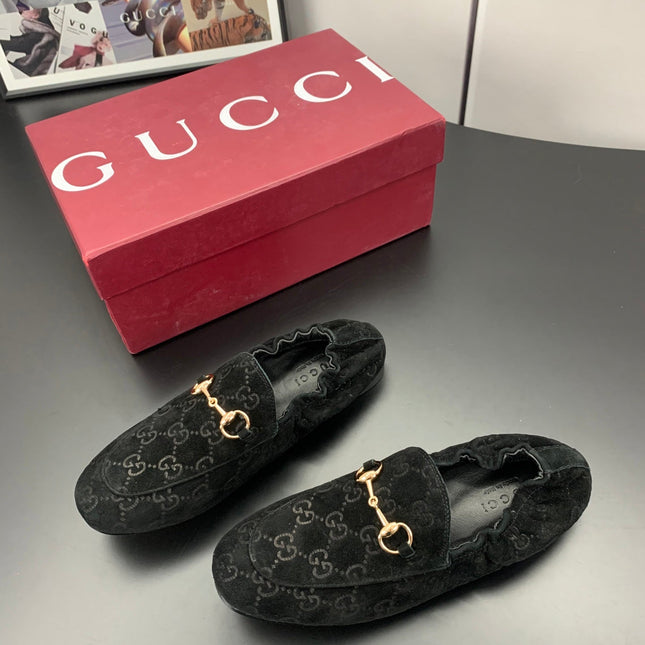 GUCCI 26S LOAFERS IN BLACK SUEDE