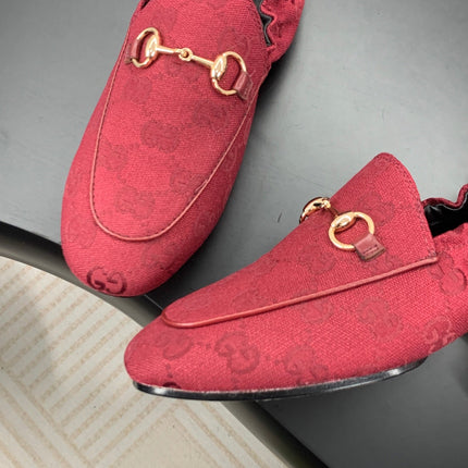 GUCCI 26S LOAFERS IN RED CANVAS