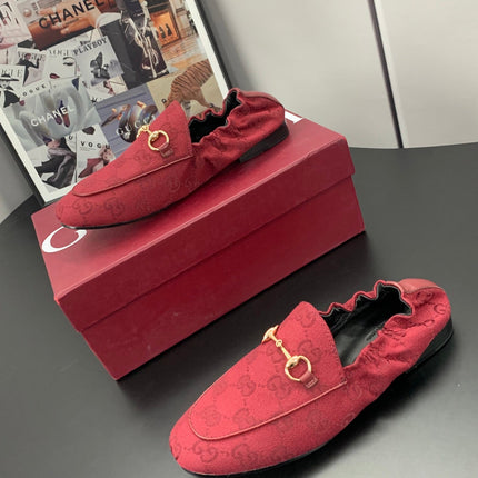 GUCCI 26S LOAFERS IN RED CANVAS