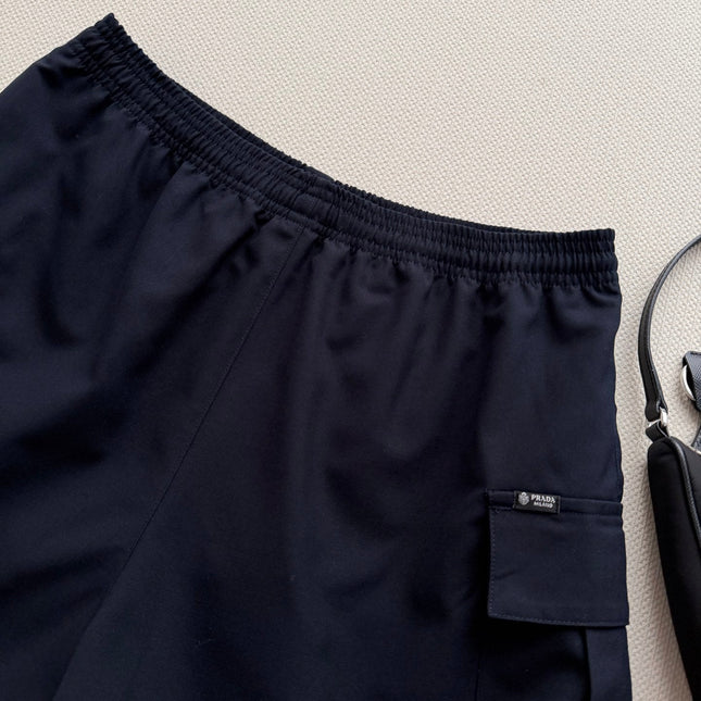 PRADA 26S CARGO SHORTS STYLE 940