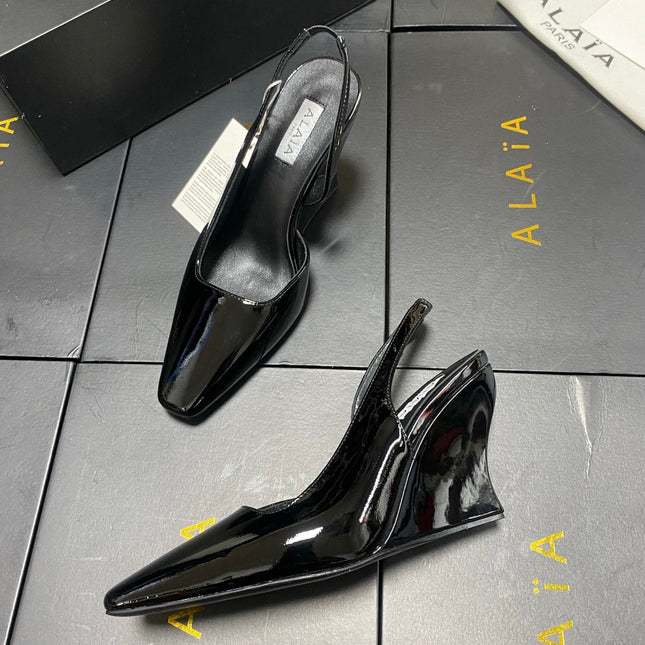 ALAIA 26S WEDGE SLINGBACKS 95 MM IN BLACK PATENT CALFSKIN