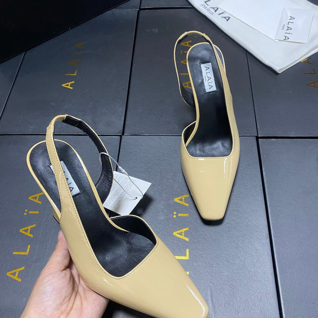 ALAIA 26S WEDGE SLINGBACKS 95 MM IN BEIGE PATENT CALFSKIN