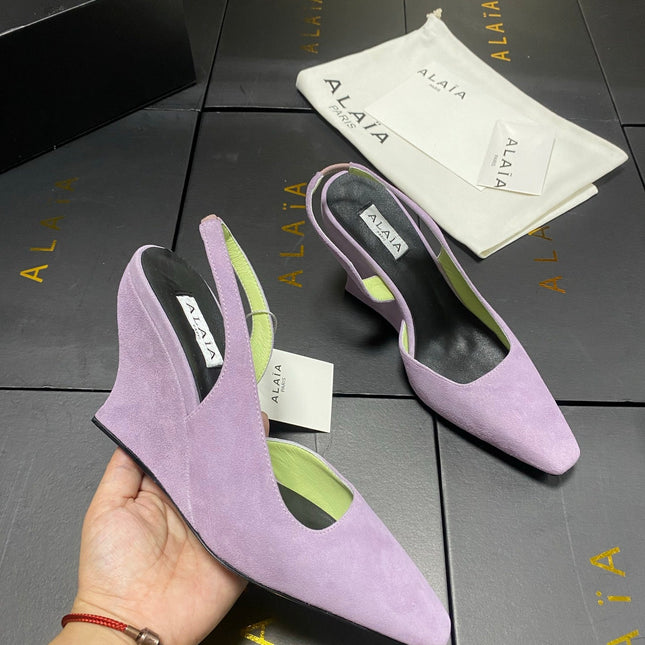 ALAIA 26S WEDGE SLINGBACKS 95 MM IN PASTEL PURPLE SUEDE