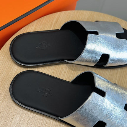HM IZMIR SANDAL SILVER CALFSKIN