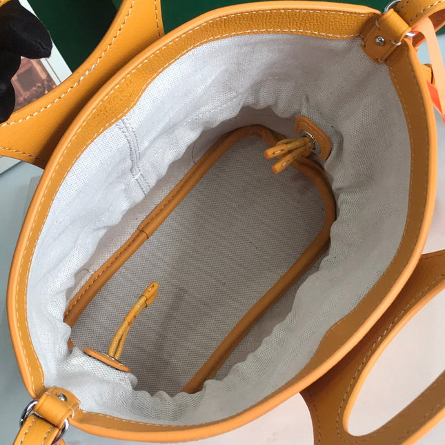 GOYA 26S BELUGA MINI BAG 23MM IN HONEY YELLOW GOYARDINE CANVAS AND CALFSKIN