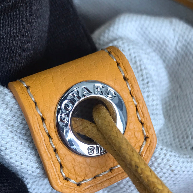 GOYA 26S BELUGA MINI BAG 23MM IN HONEY YELLOW GOYARDINE CANVAS AND CALFSKIN