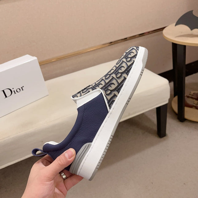 CD SOLAR SLIP-ON NAVY AND BEIGE JACQUARD