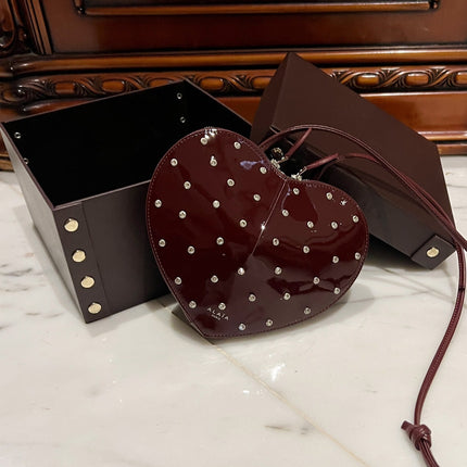 LE COEUR BAG 21 IN BURGUNDY RED PATENT CALFSKIN ATTACHED STRASS